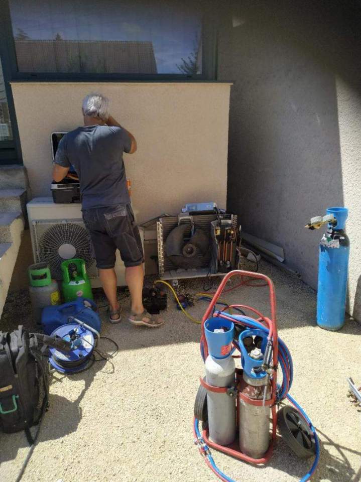 Intervention de Plombier-chauffagiste expert dans le Cher